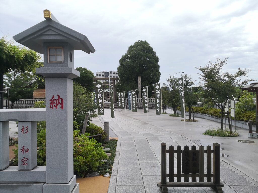 いつもの神社へ｜お朔日参り